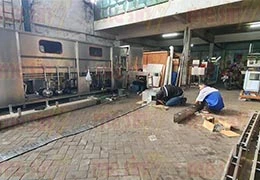 mesin pengemasan
