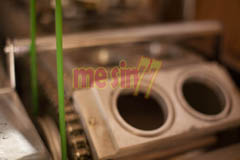 cup filling machine